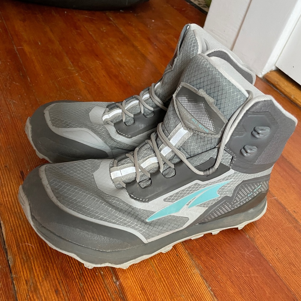 Altra Lone Peak All-Weather Mid Trail Running Shoe - Women's size 9